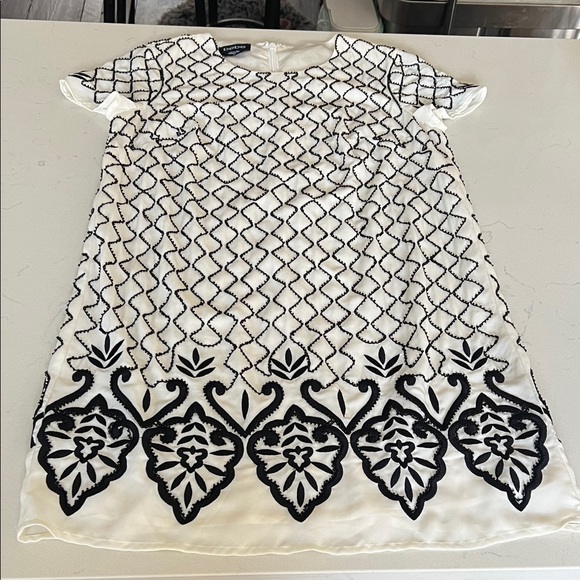 Bebe Monochrome Dress beaded embellishments small/petite Short sleeves - Picture 1 of 12